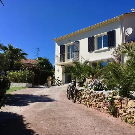 Bed and Breakfast Bed,kitchen And Swimming Pool Esterel 2*