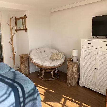 Oda ve Kahvaltı Bed,kitchen And Swimming Pool Esterel 2*