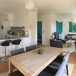 Bed,kitchen And Swimming Pool Esterel Saint-Raphaël