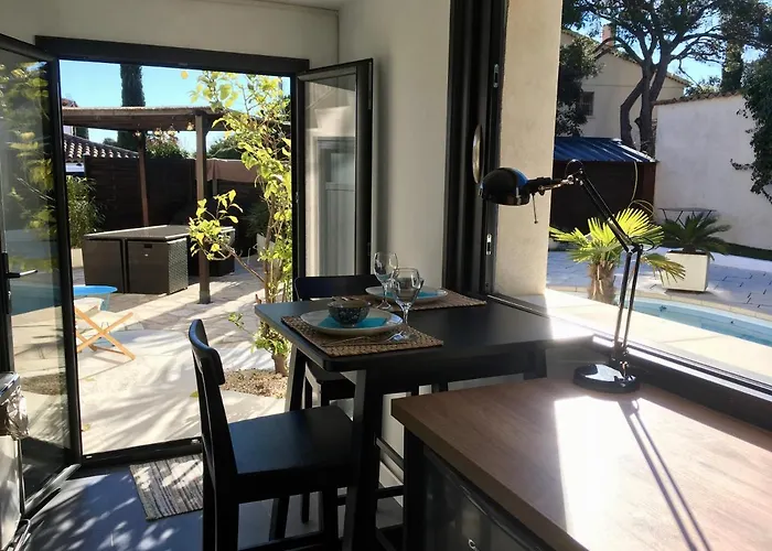 Bed,kitchen And Swimming Pool Esterel 2* Saint-Raphaël