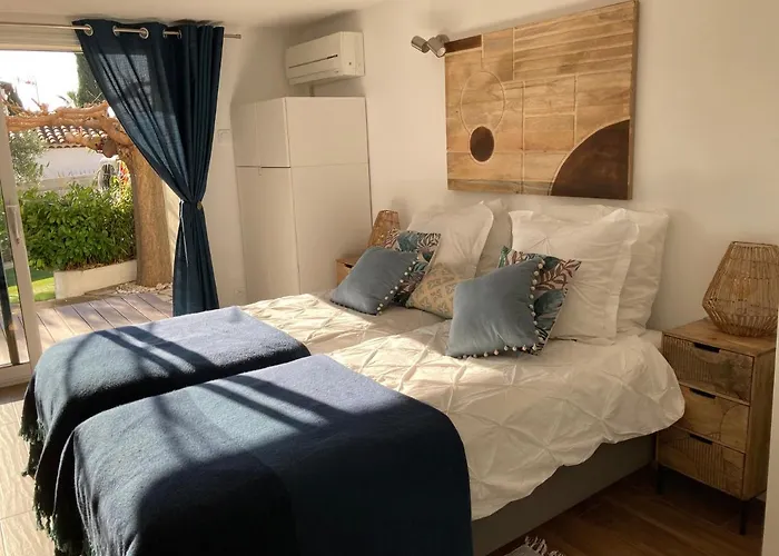 Bed,kitchen And Swimming Pool Esterel 2*